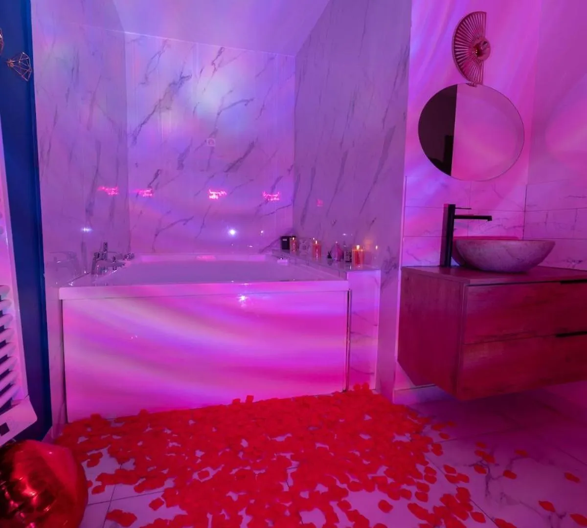 Chambre Avec Balneo, Centre Ville De ניס 0*,