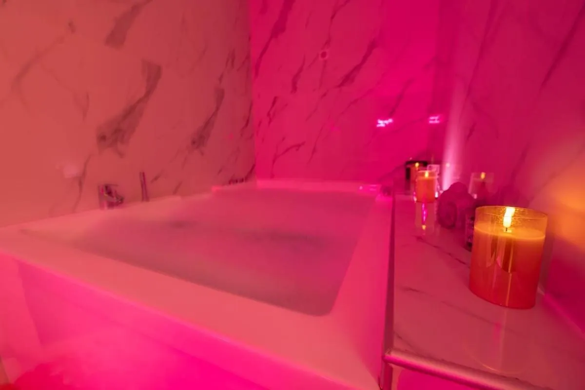 Chambre Avec Balneo, Centre Ville De نيس شقة
